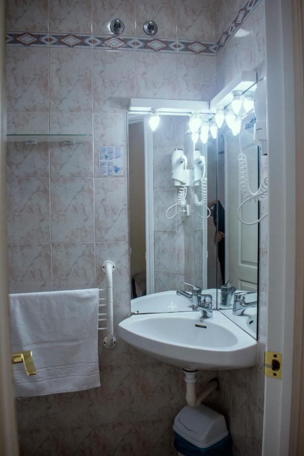 Hostal Artico 马德里 外观 照片