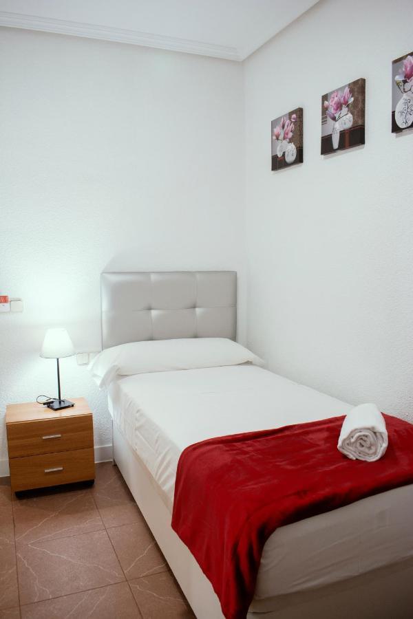 Hostal Artico 马德里 外观 照片