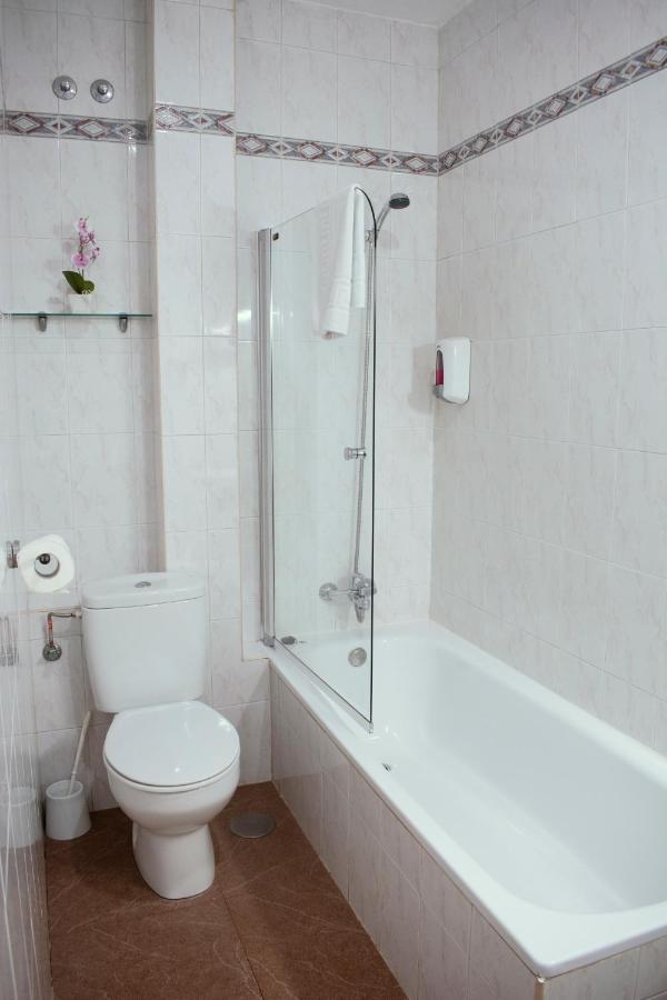 Hostal Artico 马德里 外观 照片