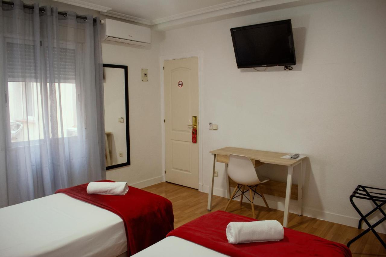 Hostal Artico 马德里 外观 照片